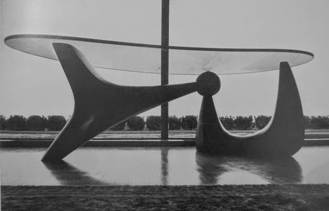 The Timeless Noguchi Coffee Table: How a Sculptor’s Vision Became a Mid-Century Icon