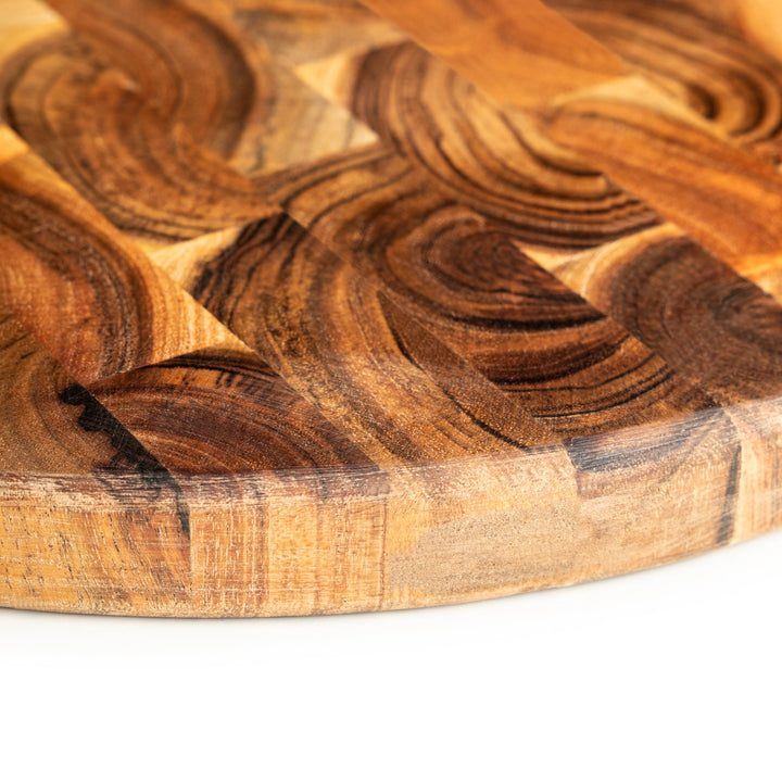 Beautiful Cutting Board, Round 16"