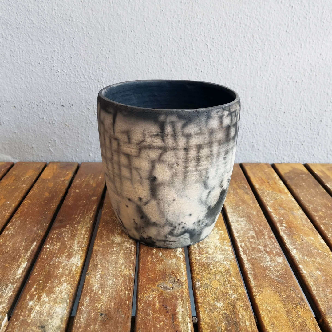 Seicho - Ceramic Raku planter pot for Indoor plants by RAAQUU