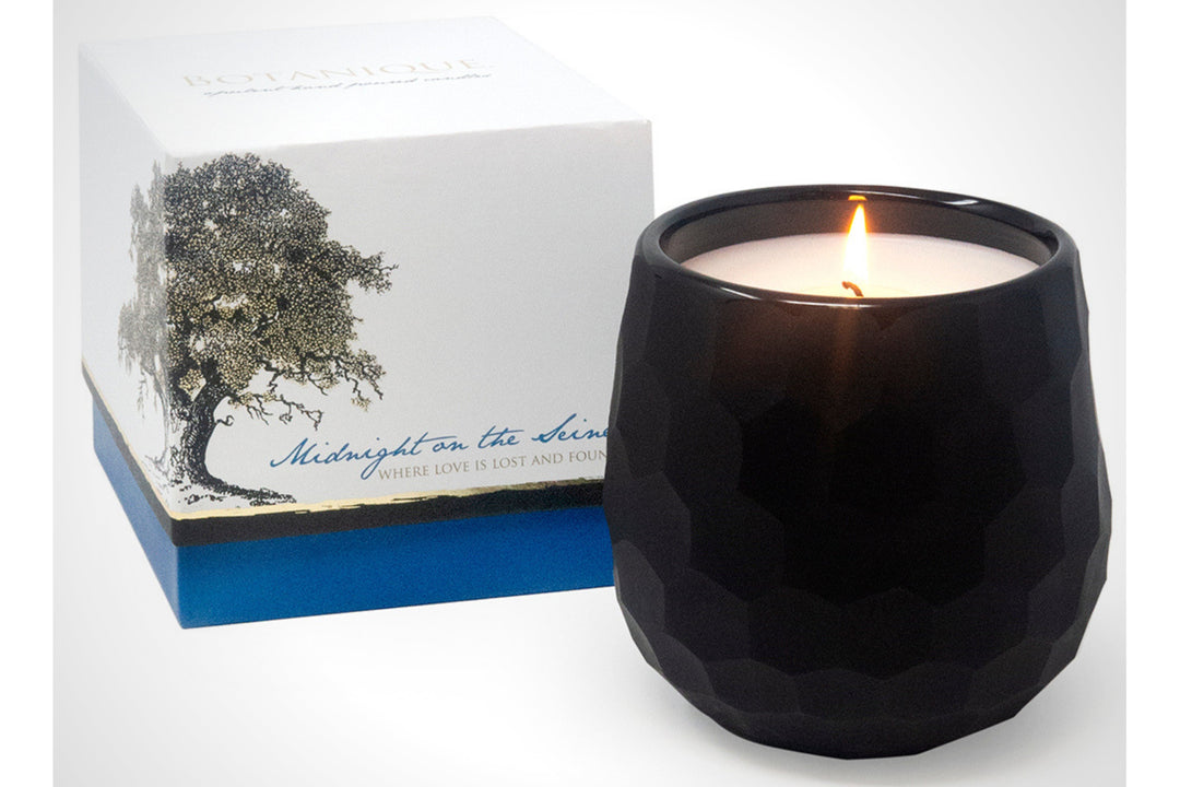 Botanique Black 16 oz Candle