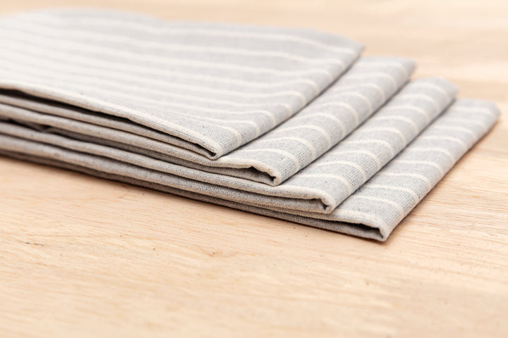 Elegant Napkins Set of 4 by MEEMA