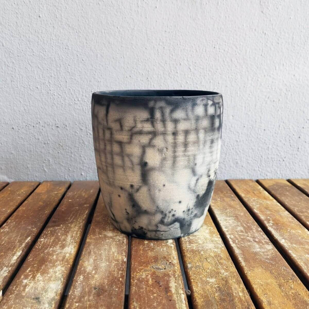 Seicho - Ceramic Raku planter pot for Indoor plants by RAAQUU