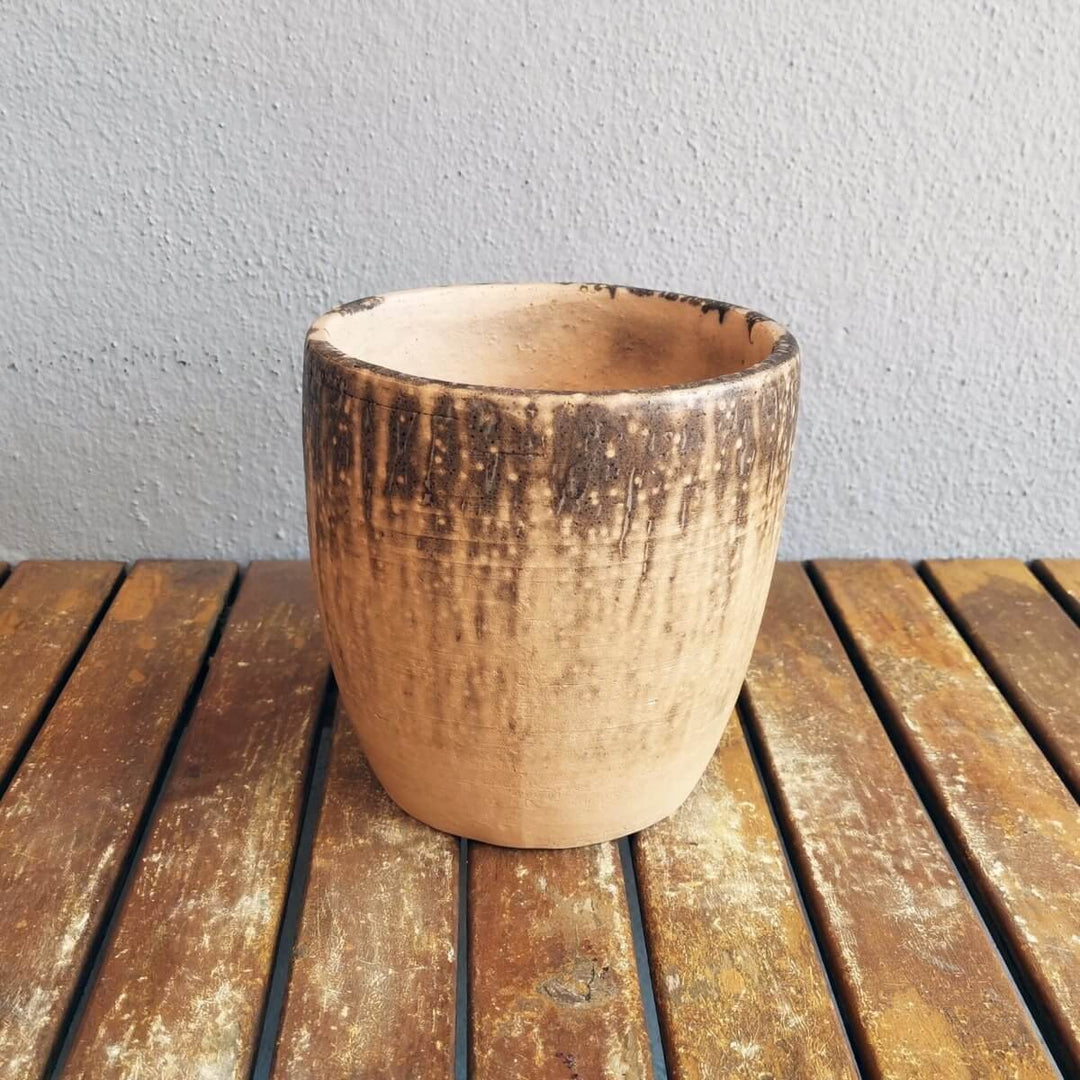 Seicho - Ceramic Raku planter pot for Indoor plants by RAAQUU